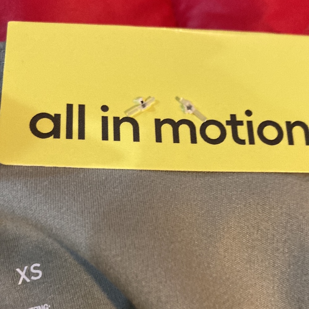 In Motion High Rise Leggings - Picture 4 of 11